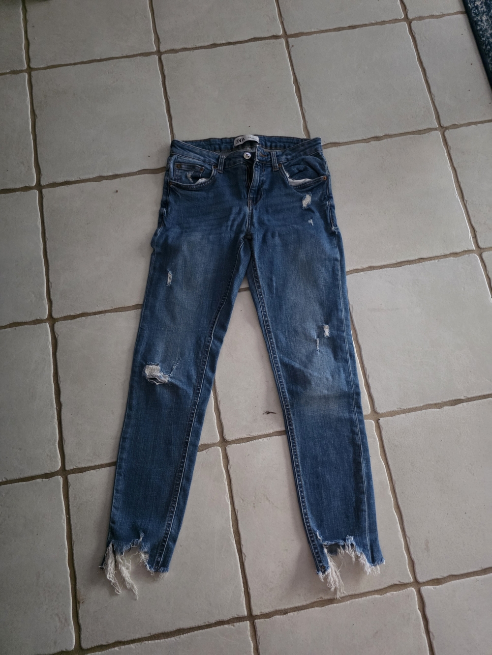 Zara Women's Blue Skinny Distressed Jeans - Picture 4 of 4